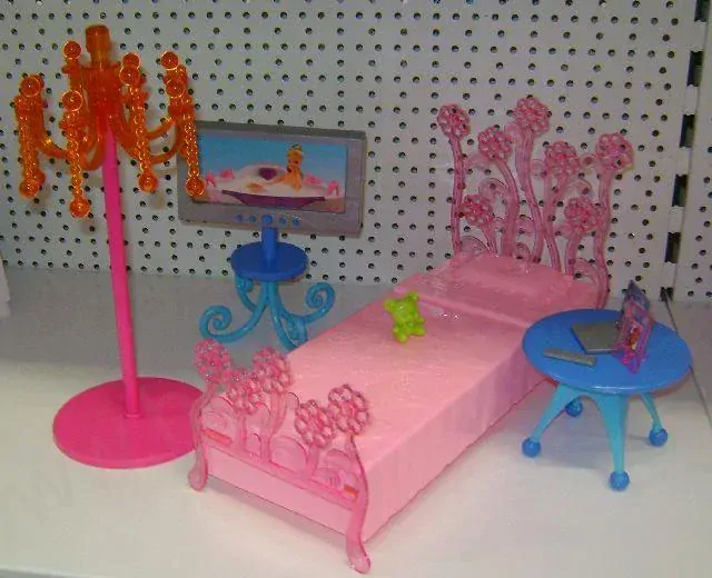 POSTEL pro Barbie - Ložnice s televizí