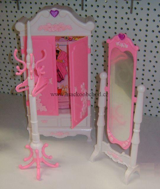 Šatní skříň II. - pro panenky typu Barbie