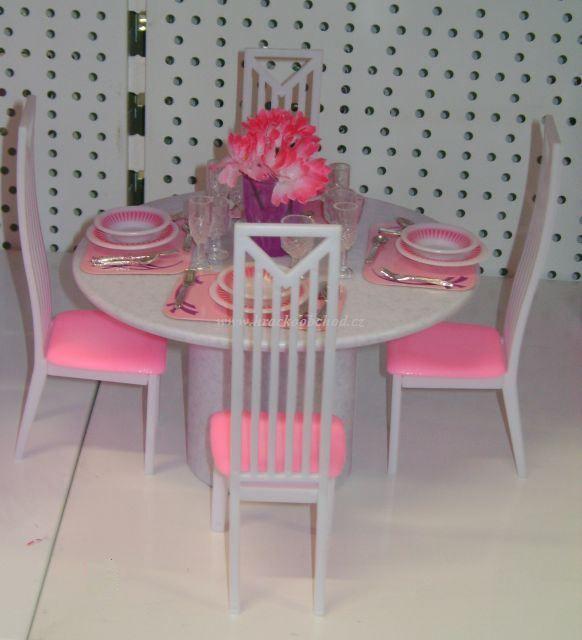 JÍDELNA - STŮL MALÝ II.