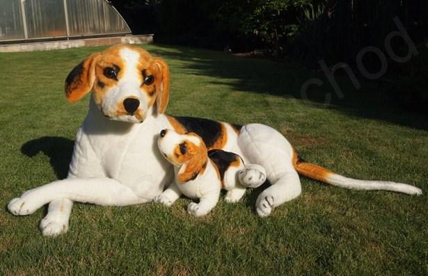 Plyšový pes bígl se štěnětem (78 cm + 36 cm)