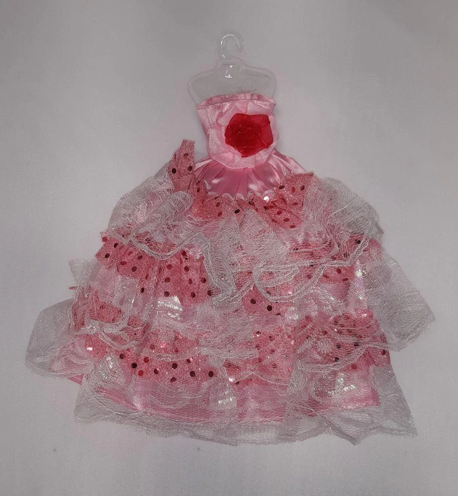 Šaty pro panenku typu Barbie - plesové I.