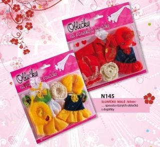 Šaty / oblečky na panenku, blistr malý - různé druhy